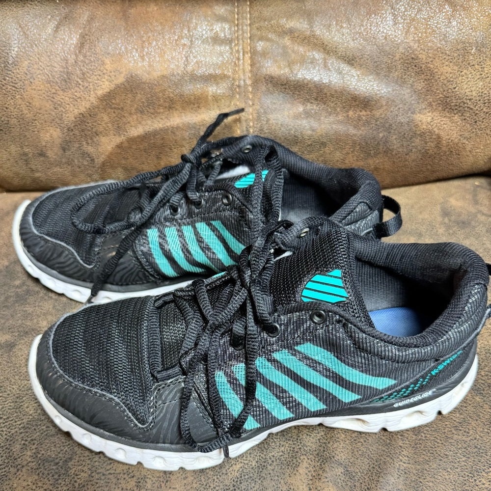 K-Swiss GuideGlide Black Green Women’s Snickers Tubes Size 9